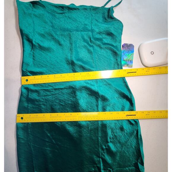 Justify Forest Green Cowl Neck Midi Satin Dress Spaghetti Strap Size M NEW 2719 - Picture 9 of 13